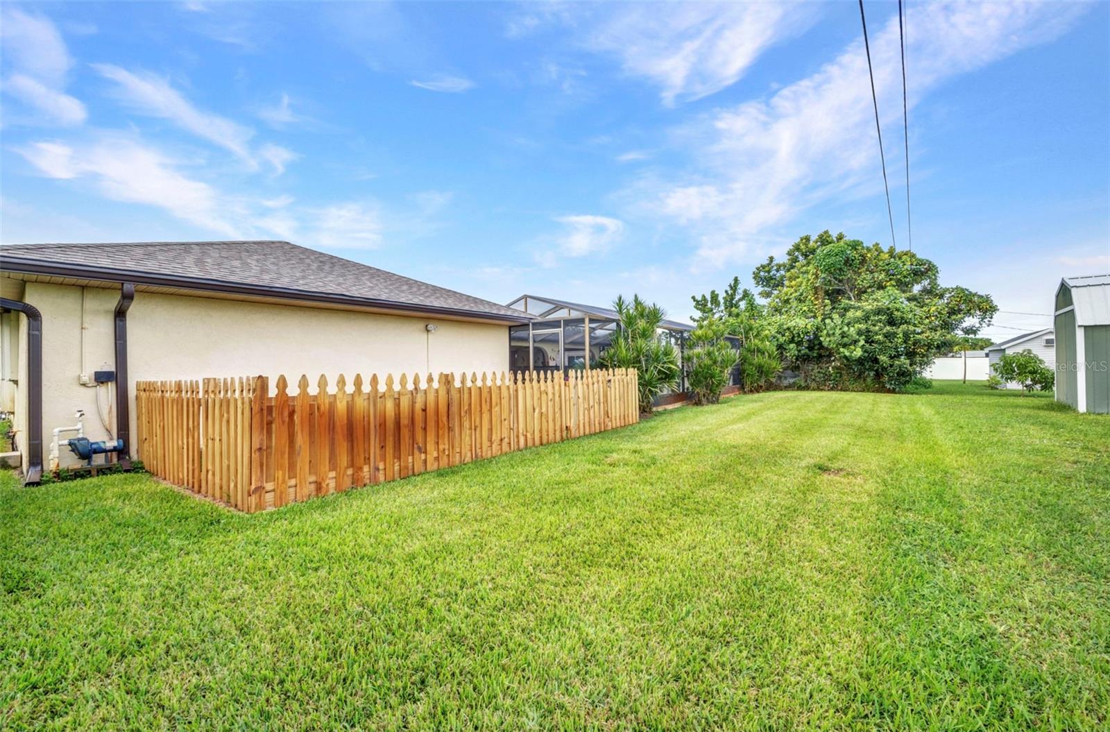 Image 33 of 36 For 124 Bedford Drive Ne