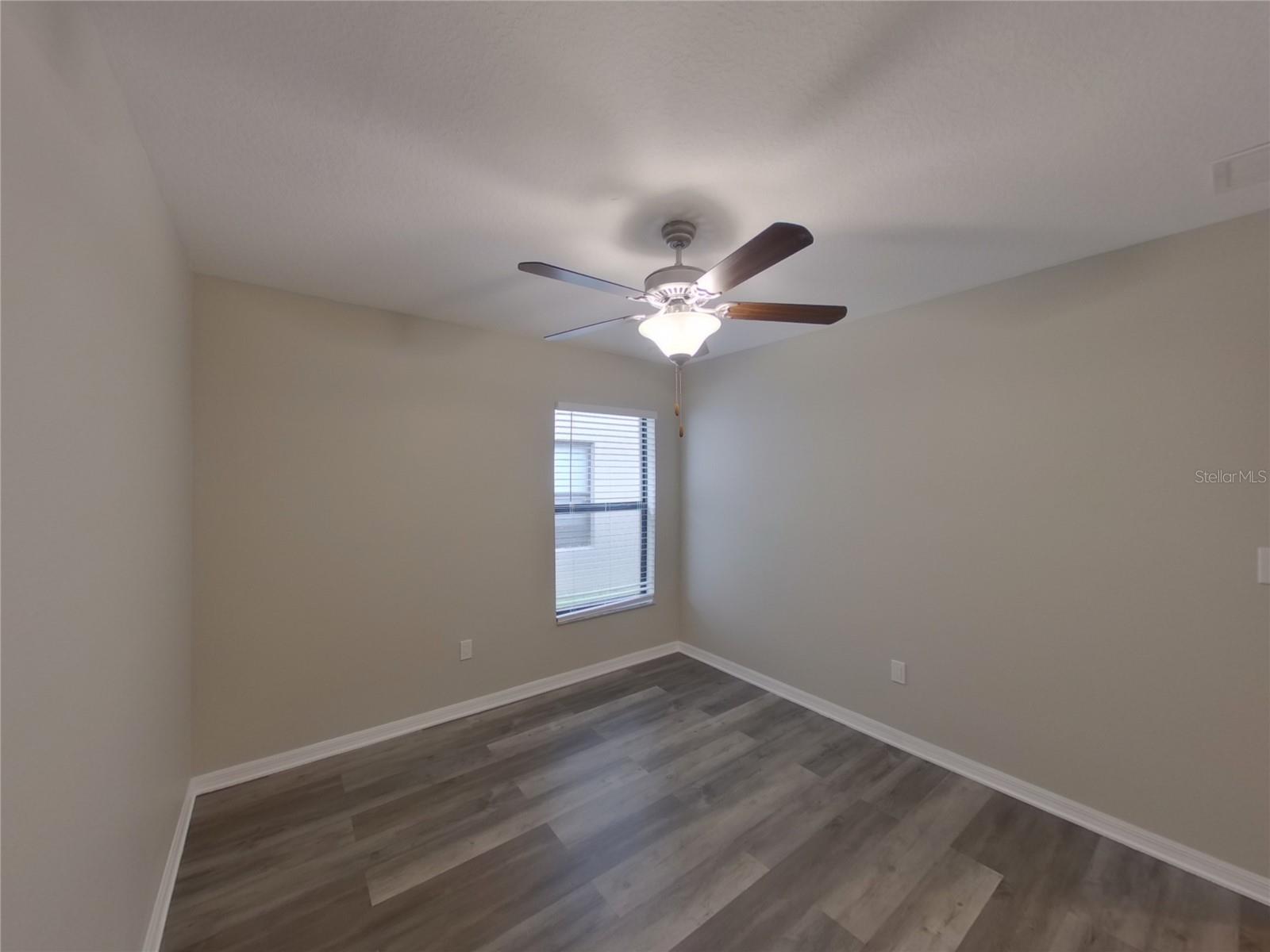 Listing photo id 7 for 14802 Emerald Landing Place