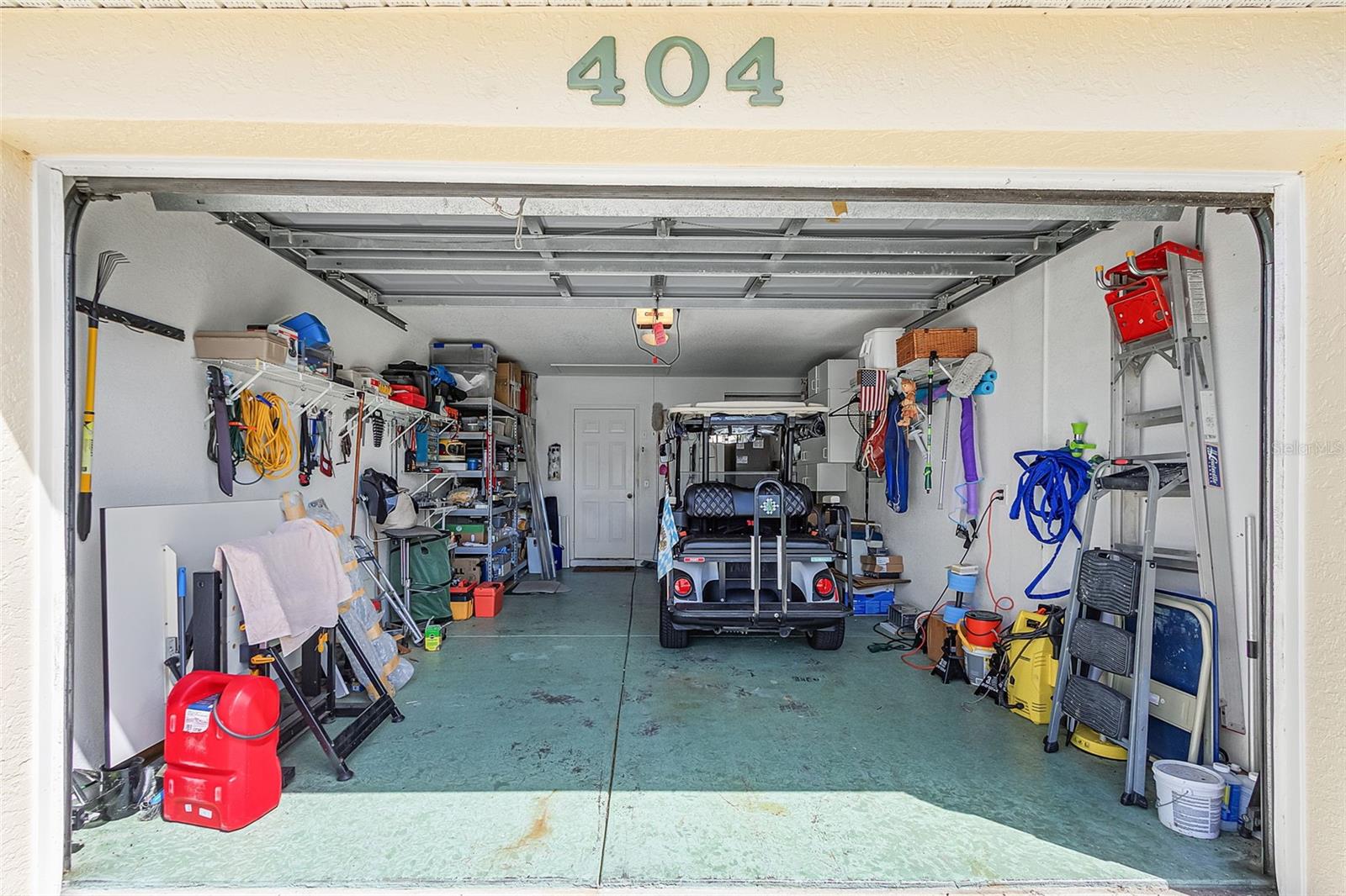 Image 20 of 37 For 404 Gaspar Key Lane