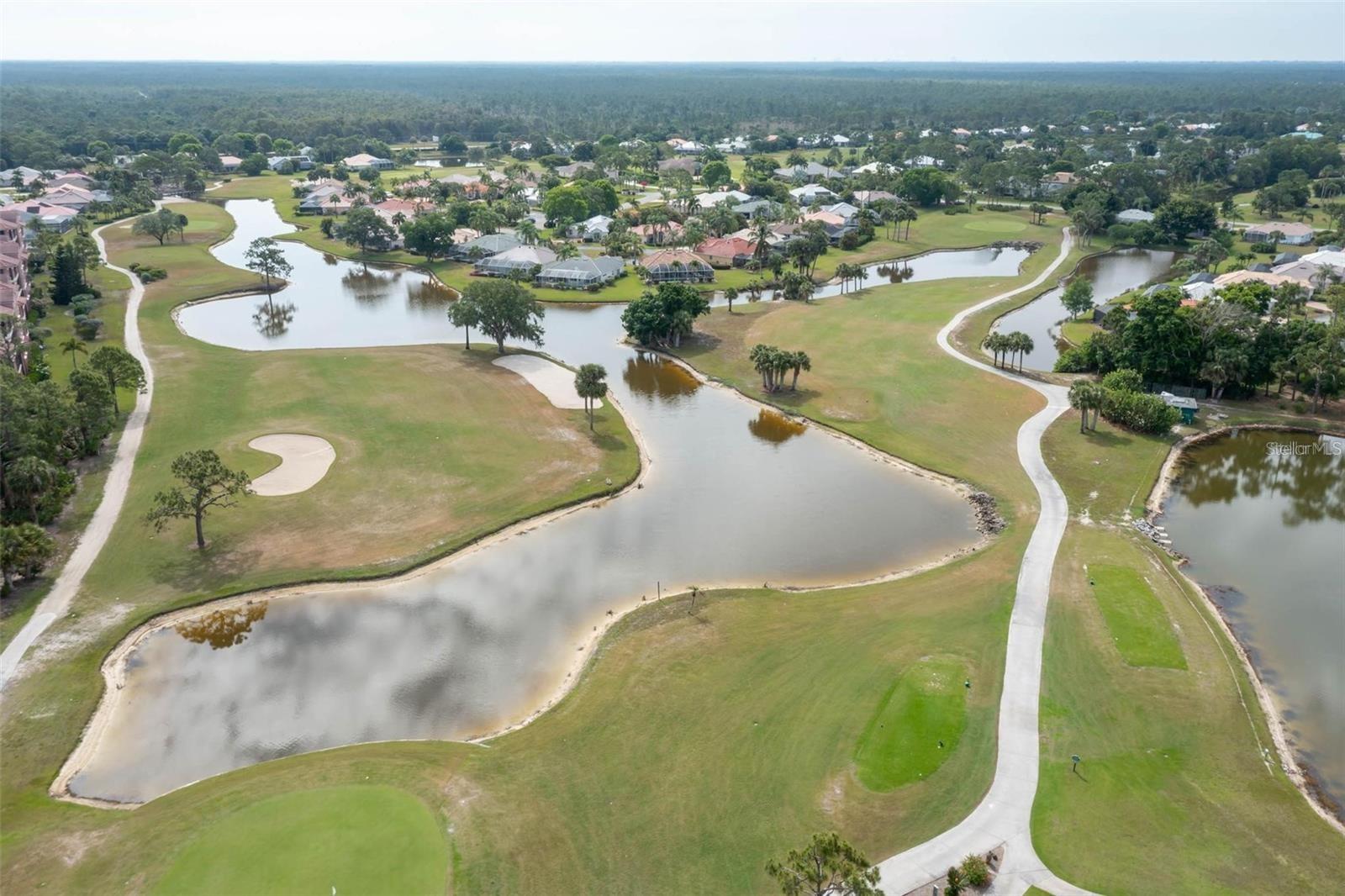 Image 33 of 37 For 404 Gaspar Key Lane