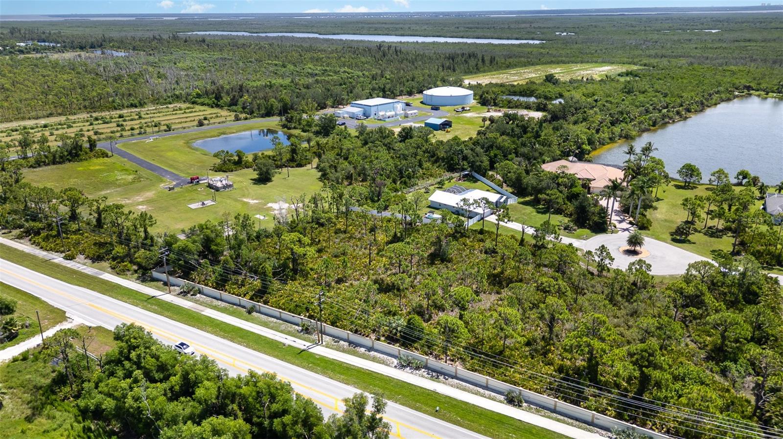 Image 10 of 17 For 9437 Treasure Lake Court