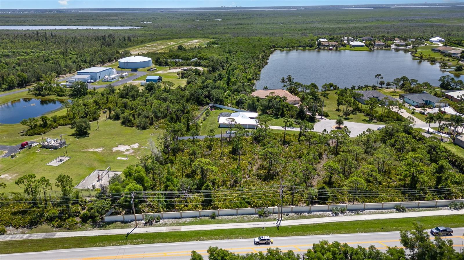 Image 11 of 17 For 9437 Treasure Lake Court