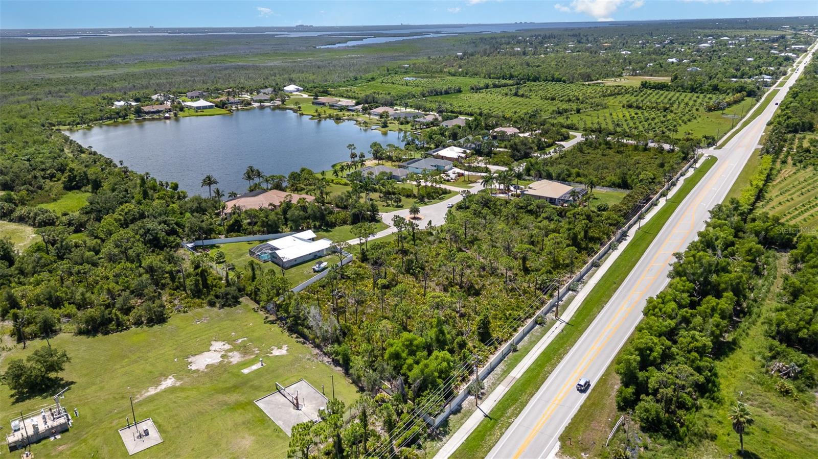 Image 12 of 17 For 9437 Treasure Lake Court