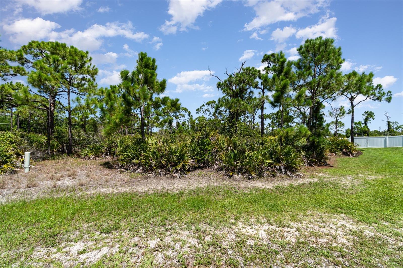 Image 7 of 17 For 9437 Treasure Lake Court