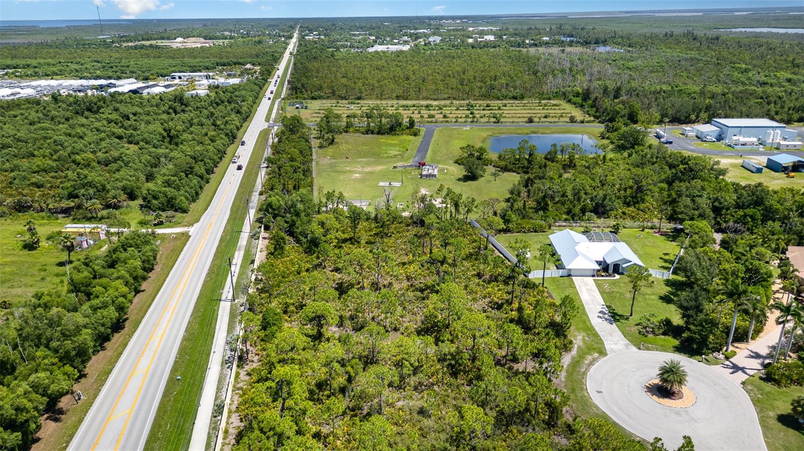 Image 9 of 17 For 9437 Treasure Lake Court