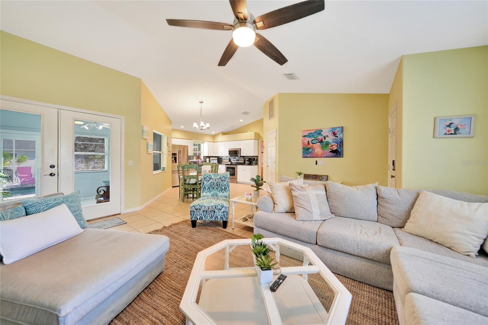 Image 8 of 44 For 4040 Cranberry Boulevard