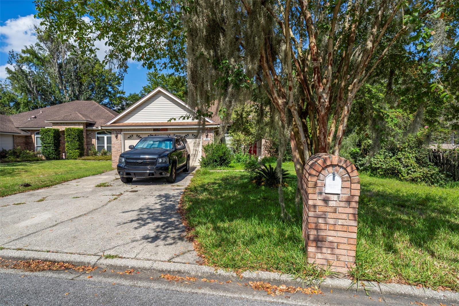 Image 3 of 31 For 5351 Oxford Crest Drive