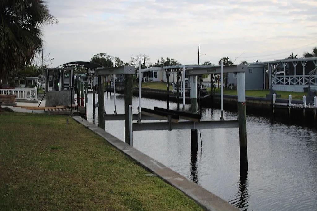 Image 4 of 17 For 4252 Bardot Road