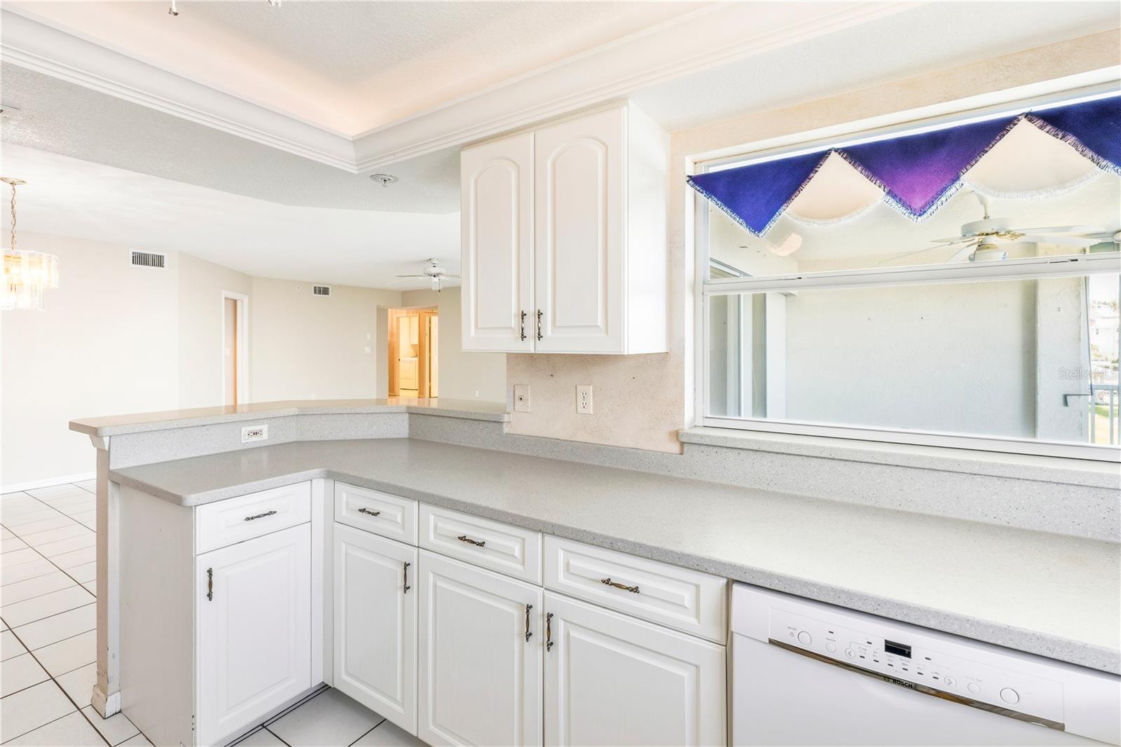 Image 15 of 43 For 1250 Marion Avenue 323