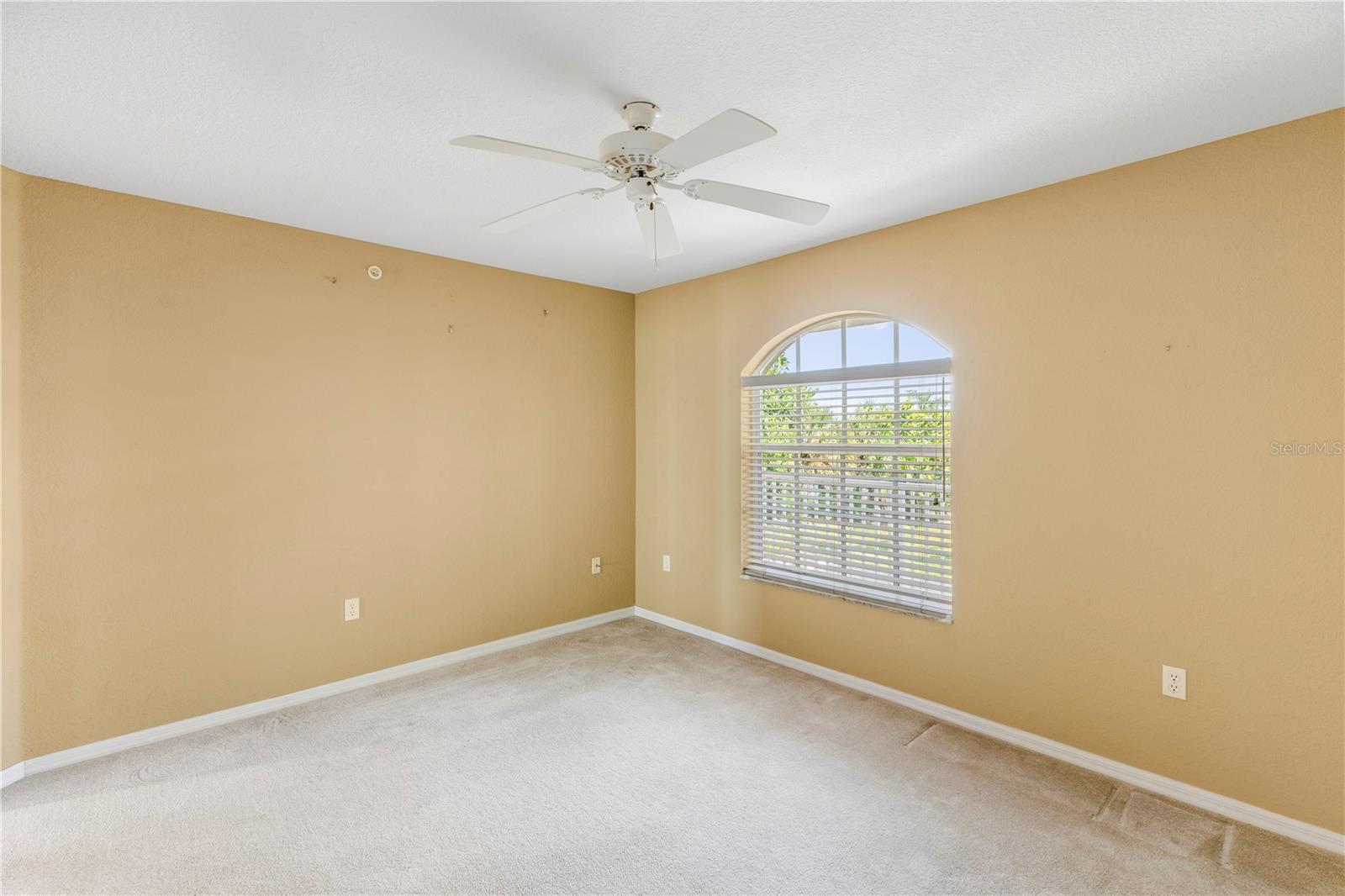 Image 25 of 43 For 1250 Marion Avenue 323