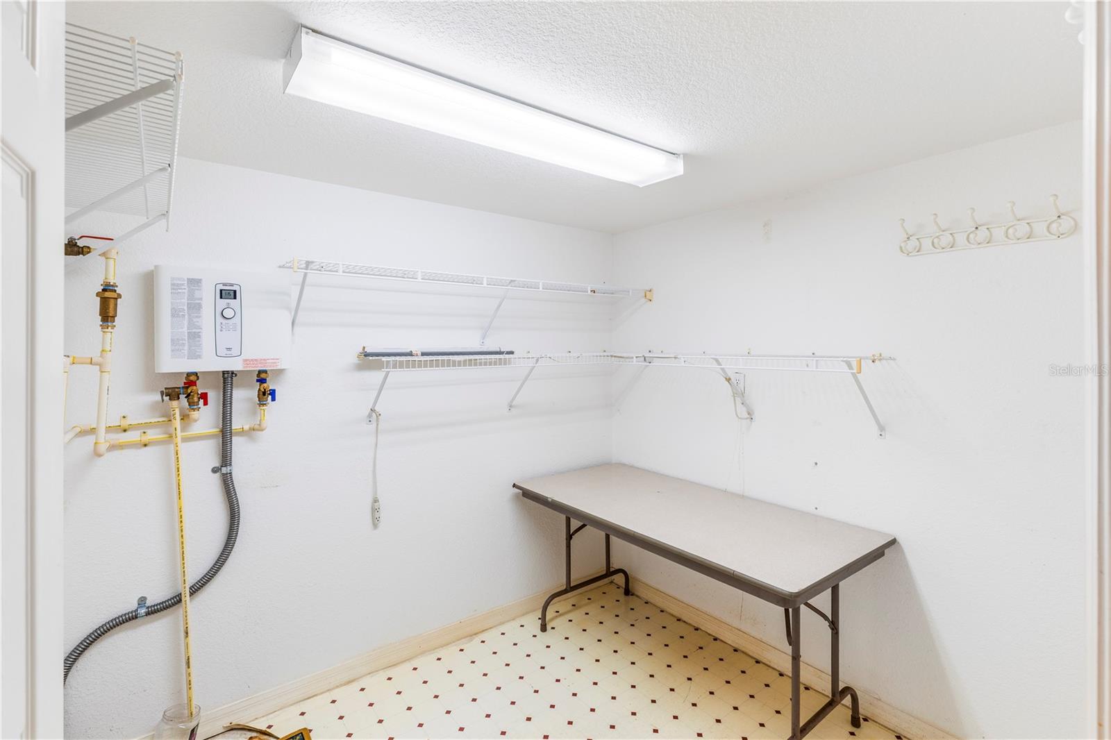 Image 33 of 43 For 1250 Marion Avenue 323