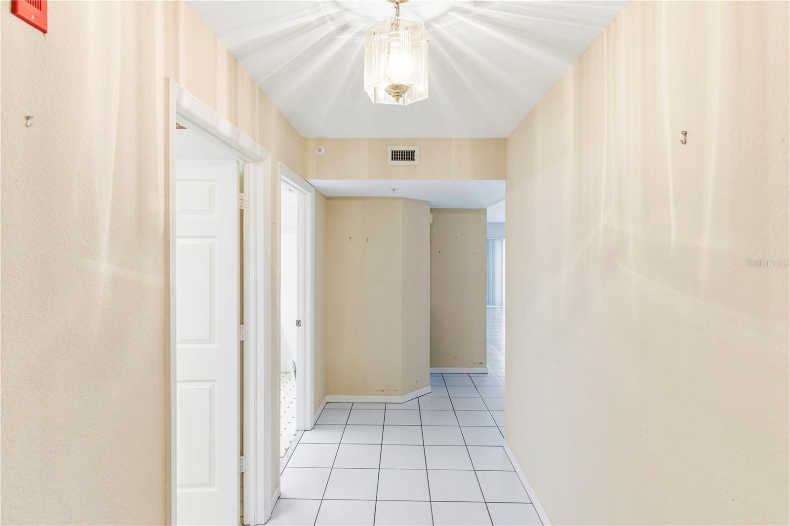 Image 4 of 43 For 1250 Marion Avenue 323