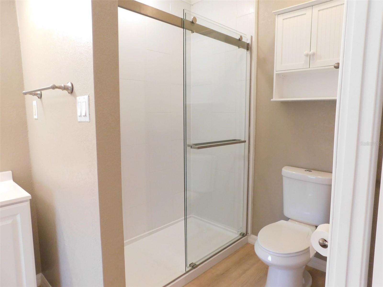 Image 17 of 17 For 200 Columbia Street