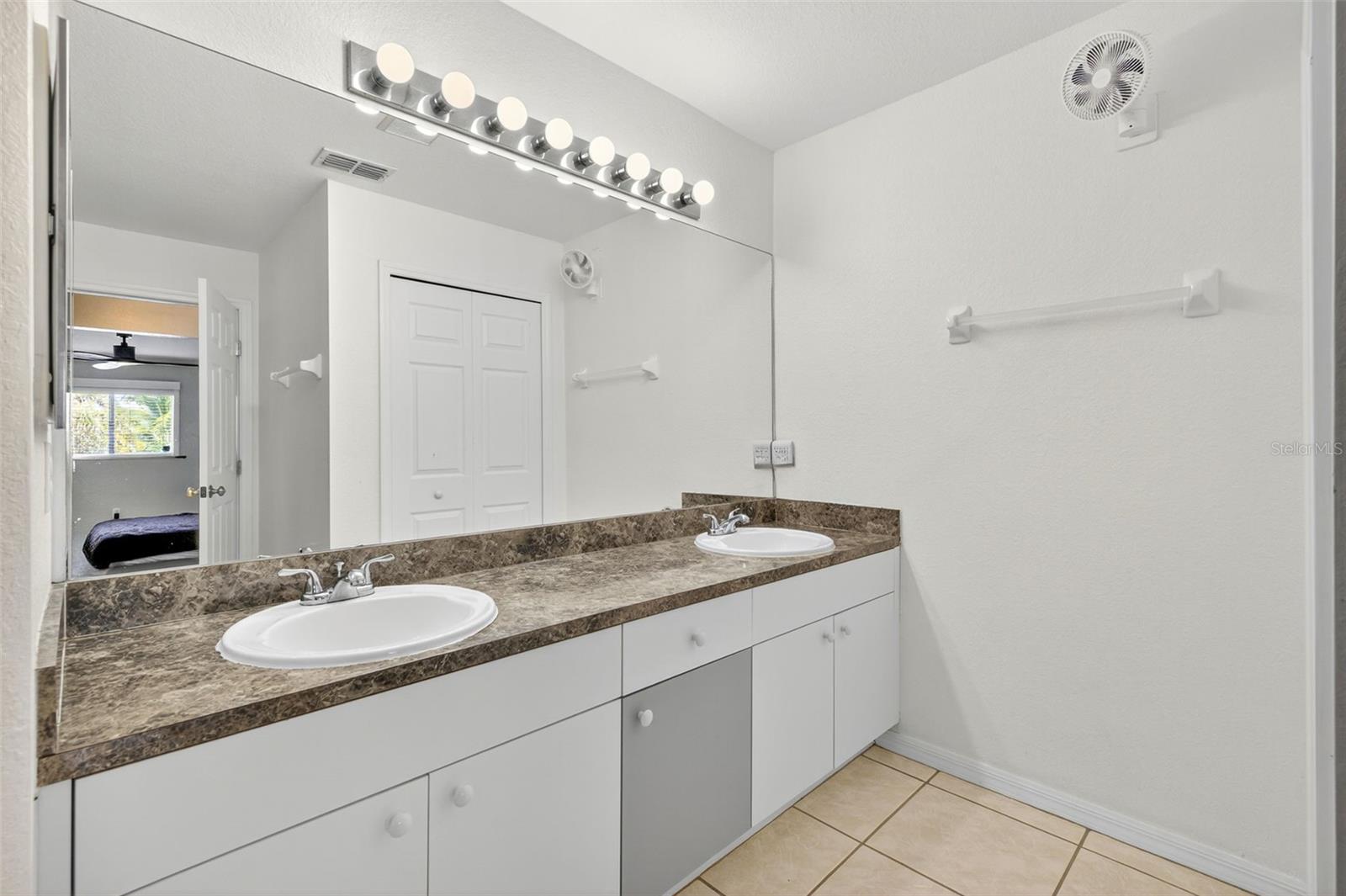 Image 13 of 22 For 1151 1st Avenue