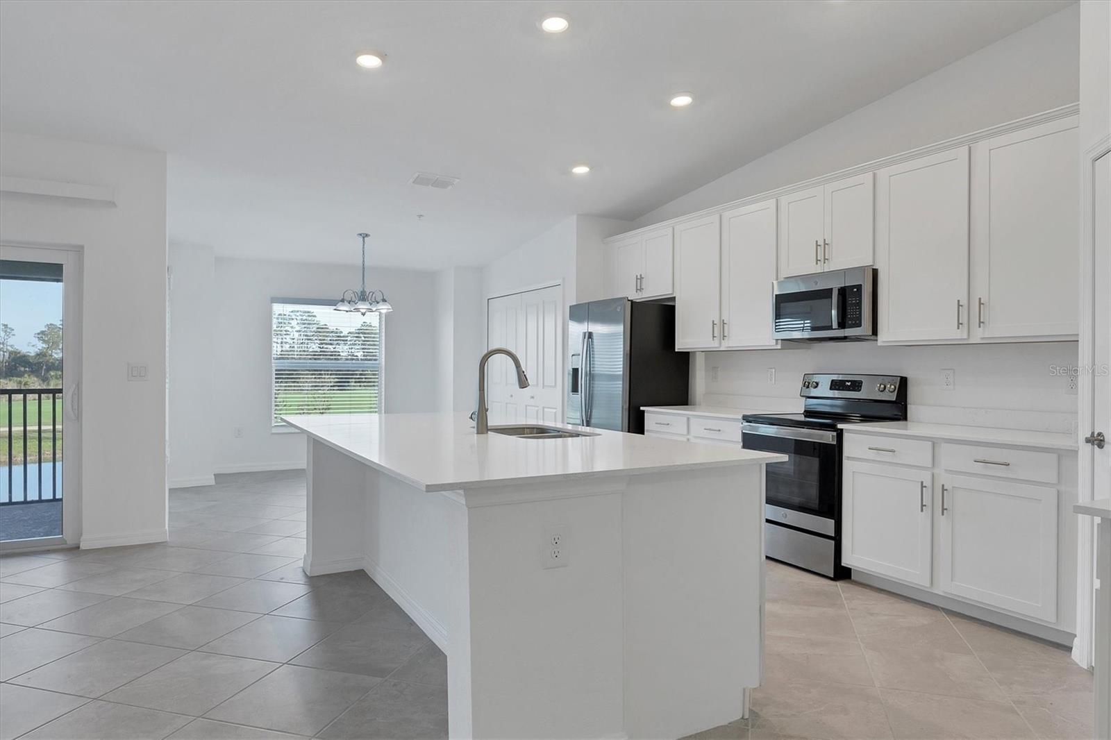 Image 13 of 79 For 12470 Wellen Golf Street 203