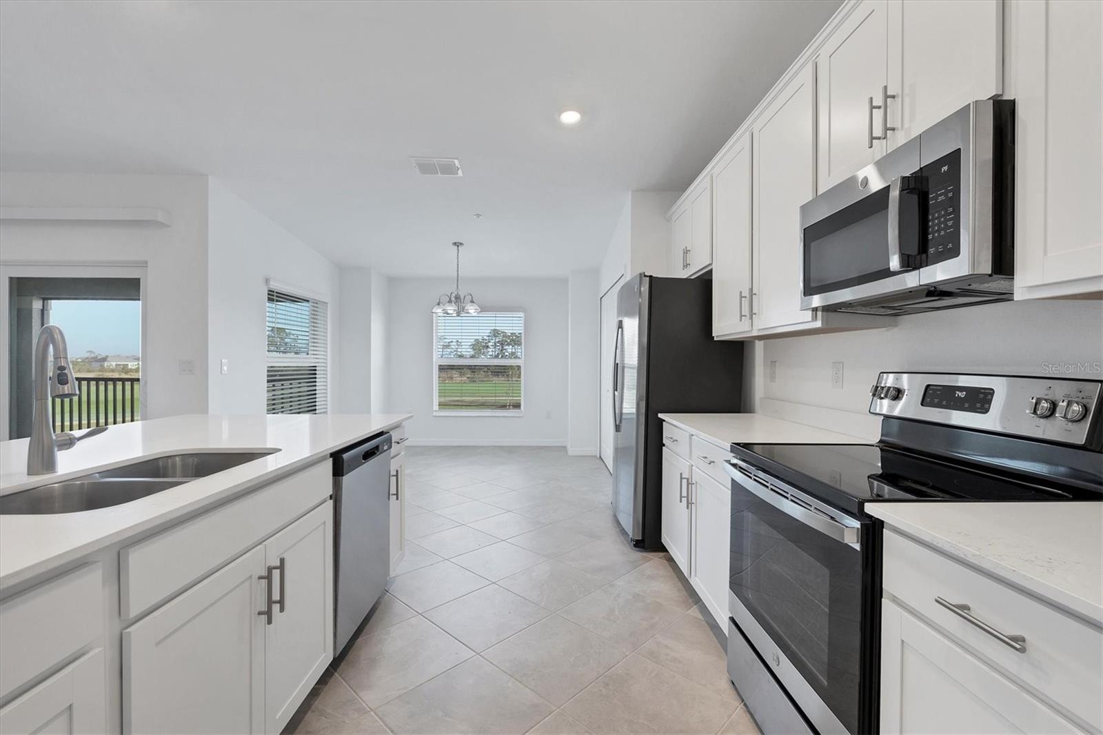 Image 14 of 79 For 12470 Wellen Golf Street 203