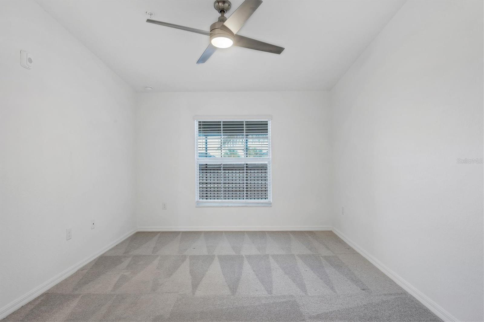 Image 18 of 79 For 12470 Wellen Golf Street 203
