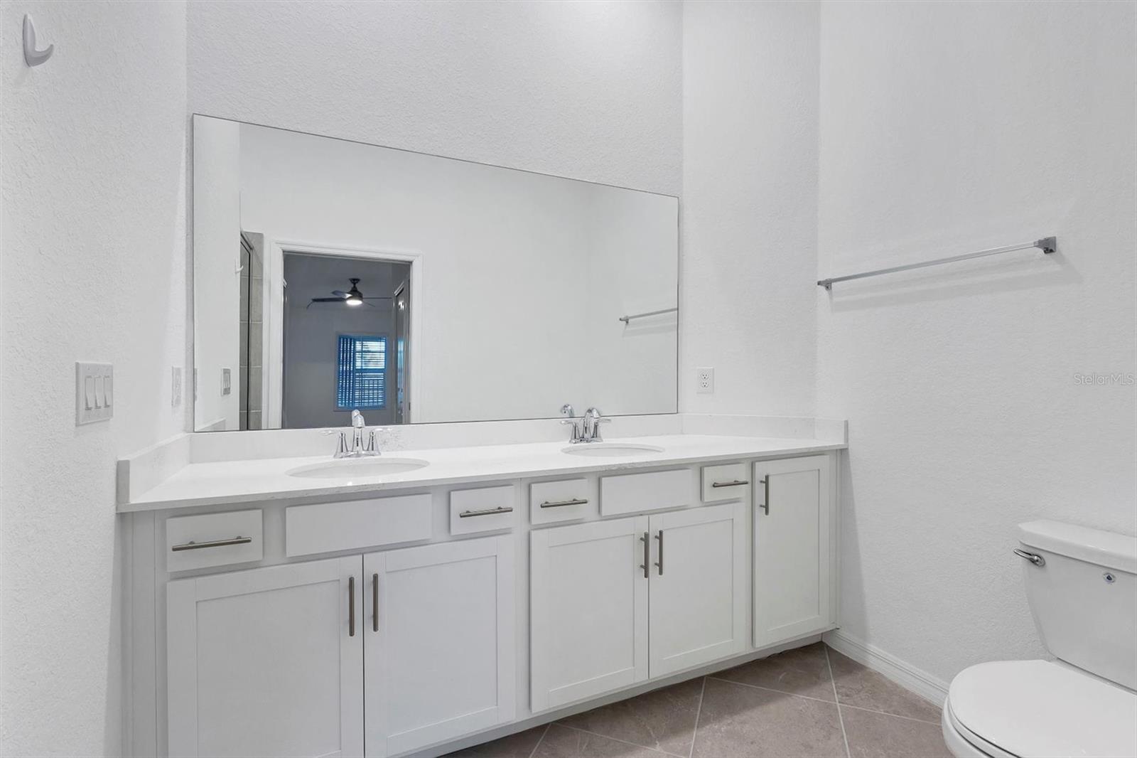 Image 20 of 79 For 12470 Wellen Golf Street 203