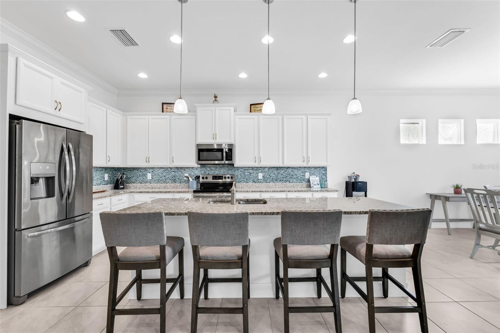 Image 12 of 61 For 24136 Riverfront Drive