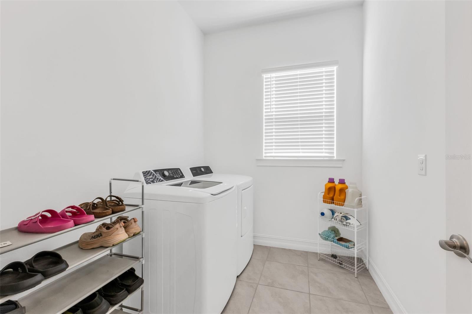 Image 19 of 61 For 24136 Riverfront Drive