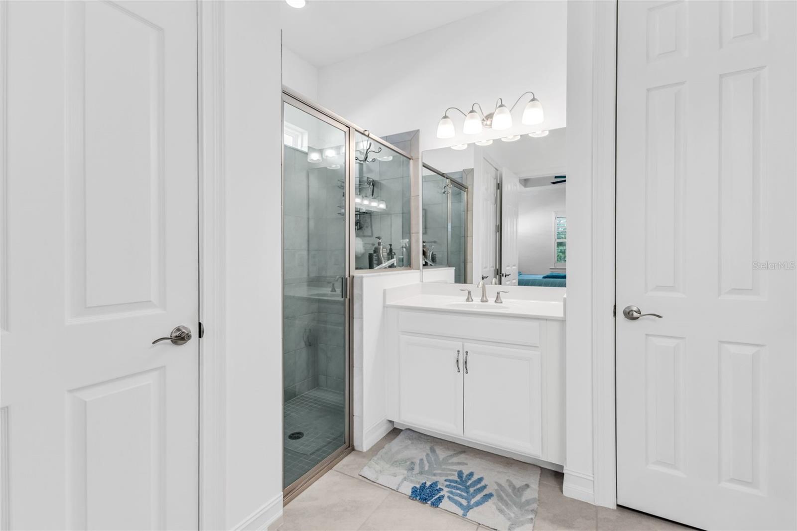 Image 25 of 61 For 24136 Riverfront Drive