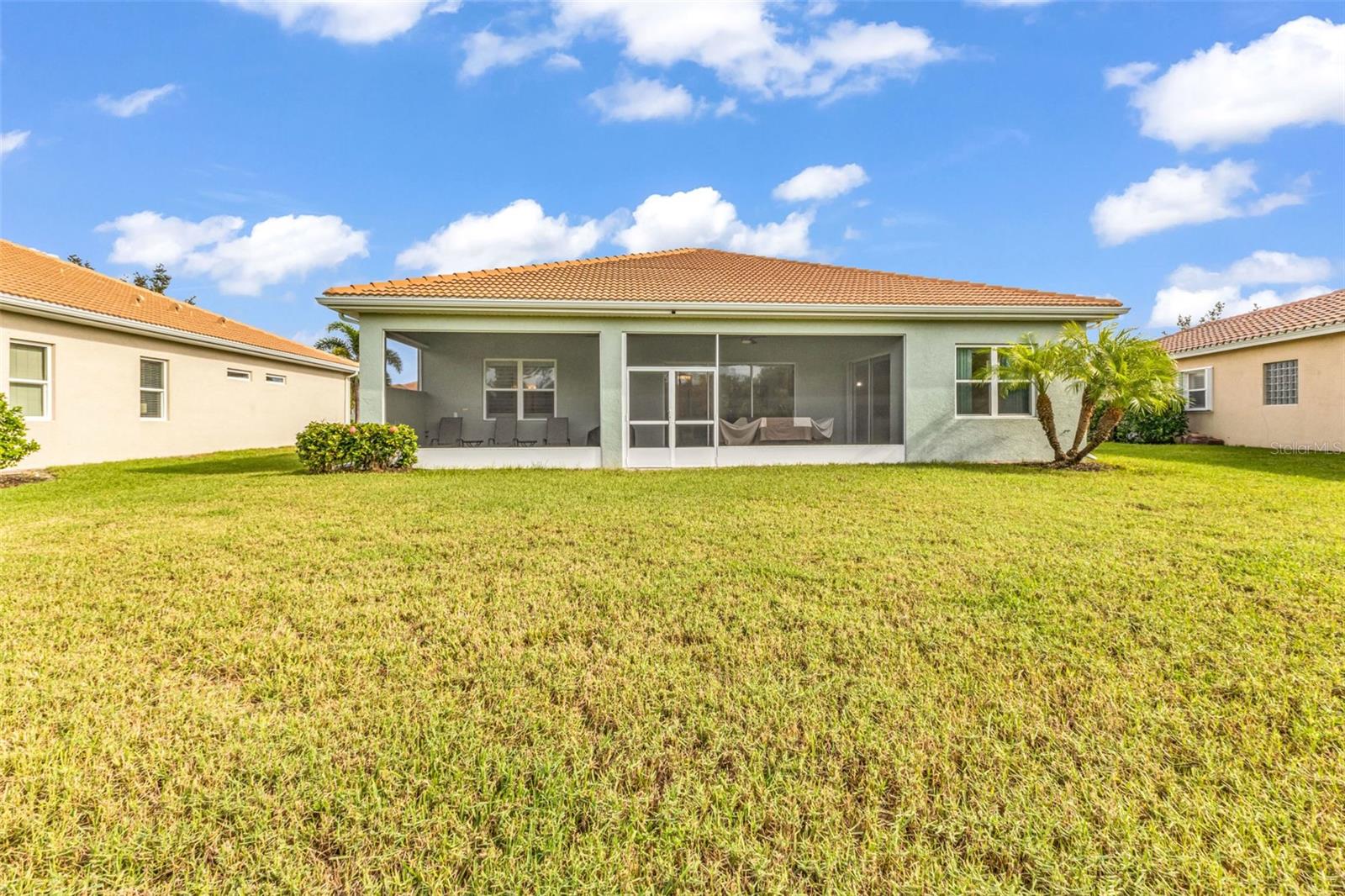 Image 37 of 61 For 24136 Riverfront Drive