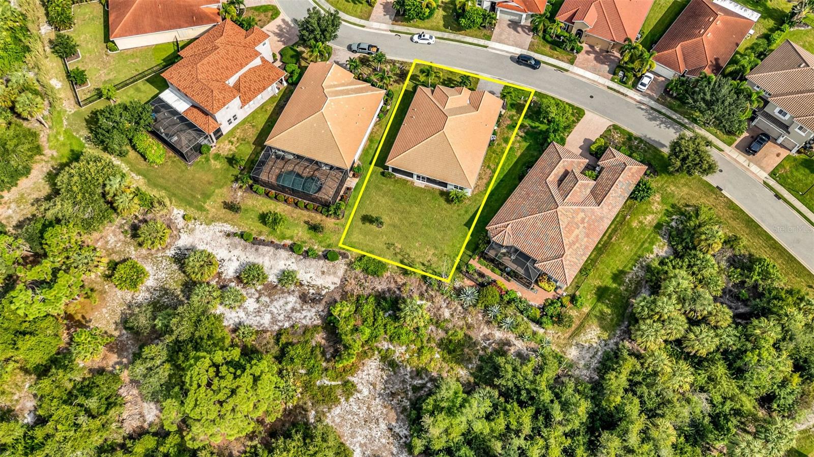 Image 39 of 61 For 24136 Riverfront Drive