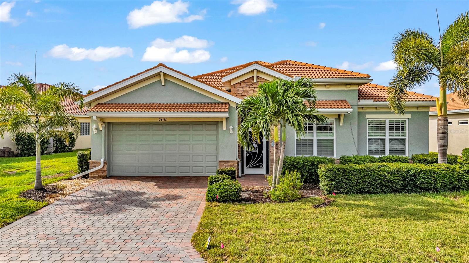 Image 43 of 61 For 24136 Riverfront Drive