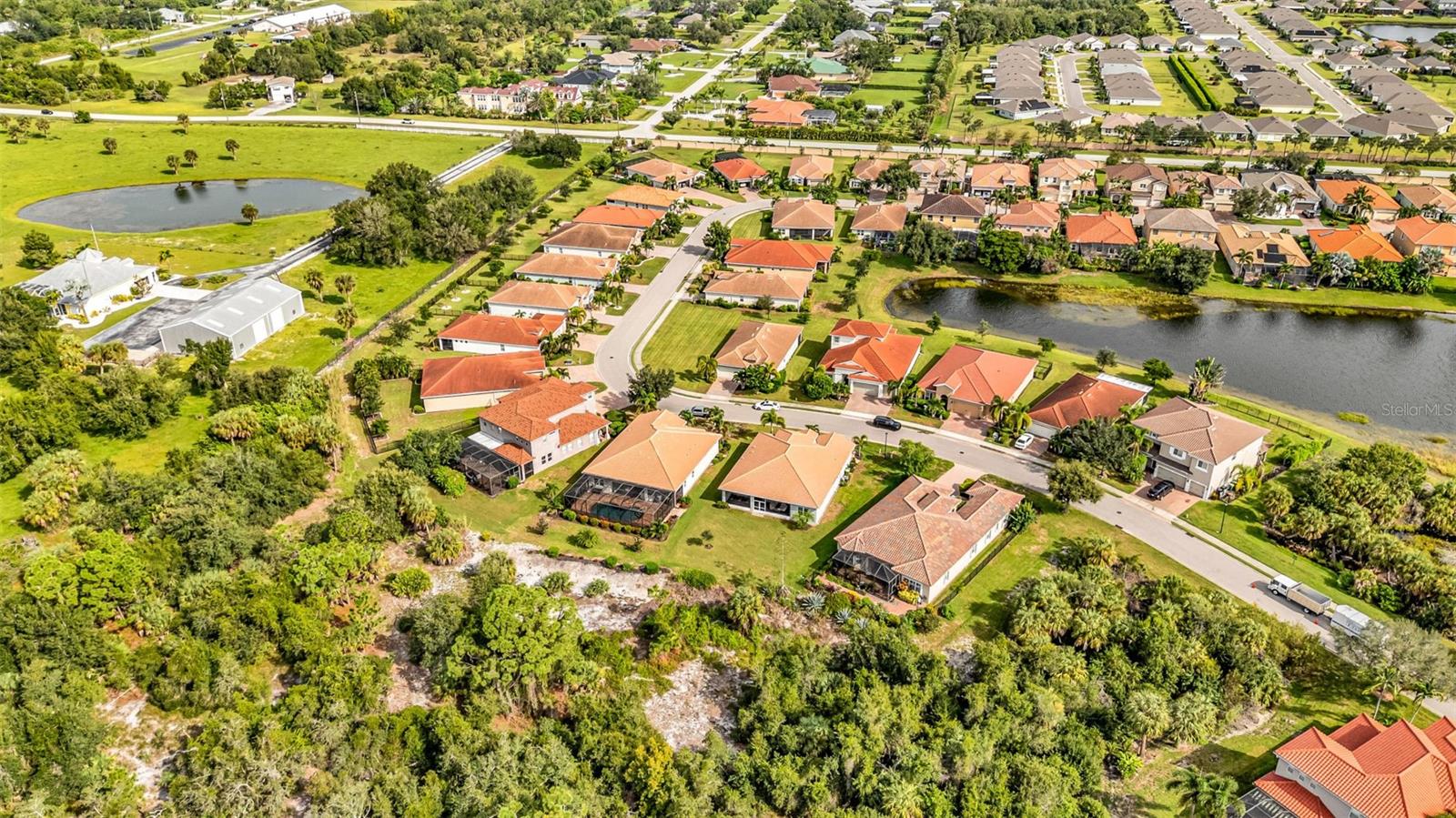 Image 48 of 61 For 24136 Riverfront Drive