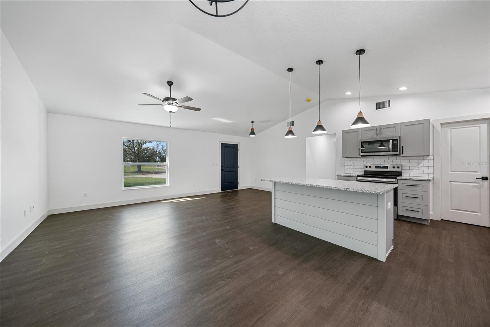 Image 4 of 36 For 8115 Nancy Drive