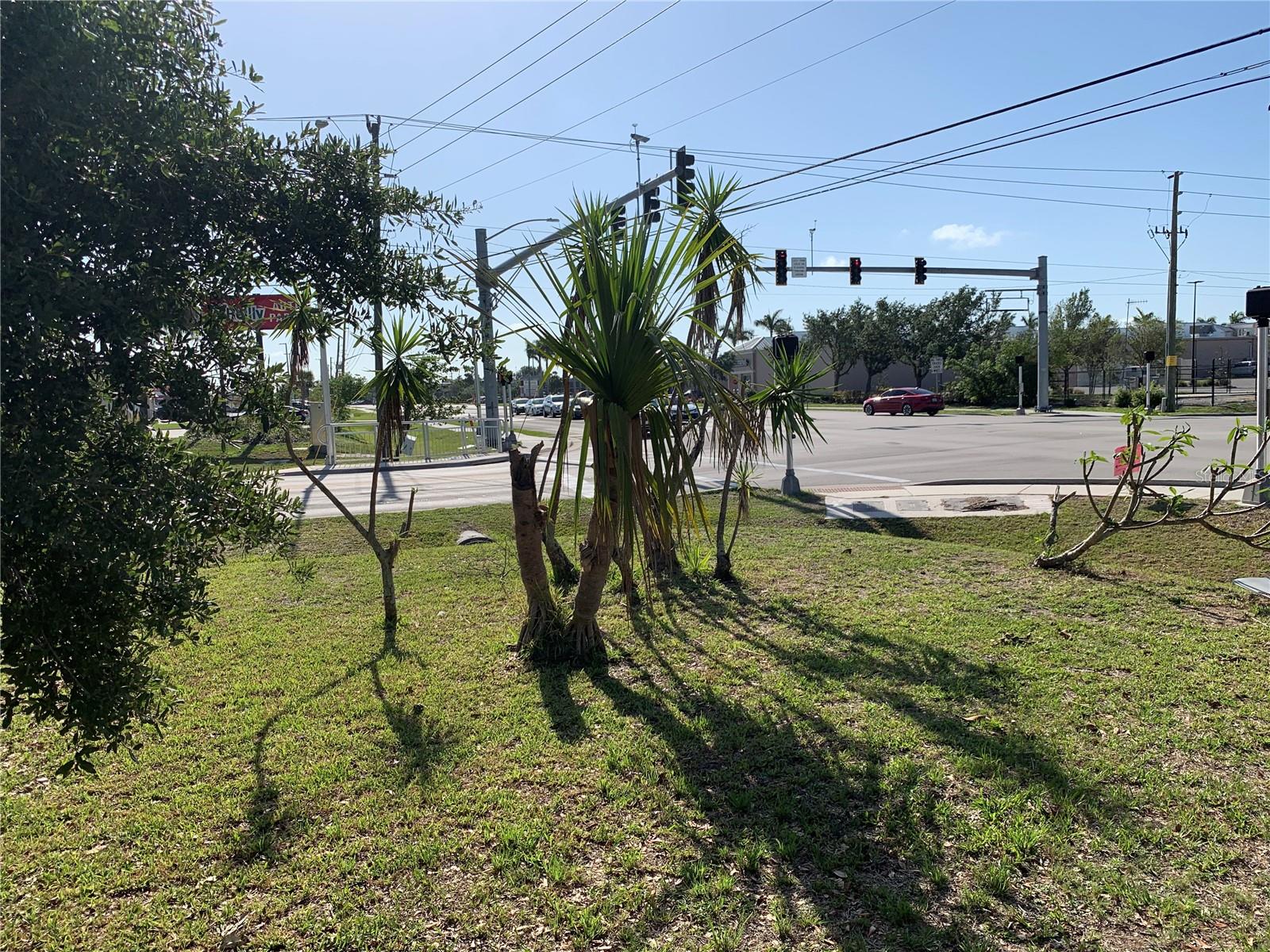 Image 3 of 5 For 23540 Peachland Boulevard