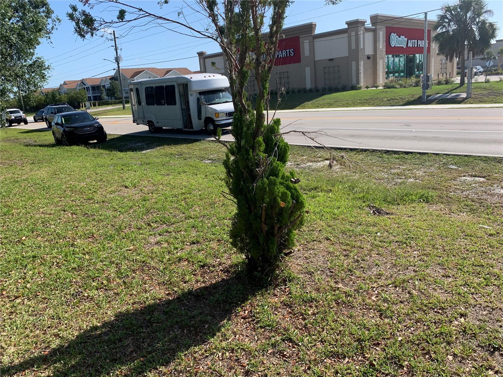 Image 5 of 5 For 23540 Peachland Boulevard