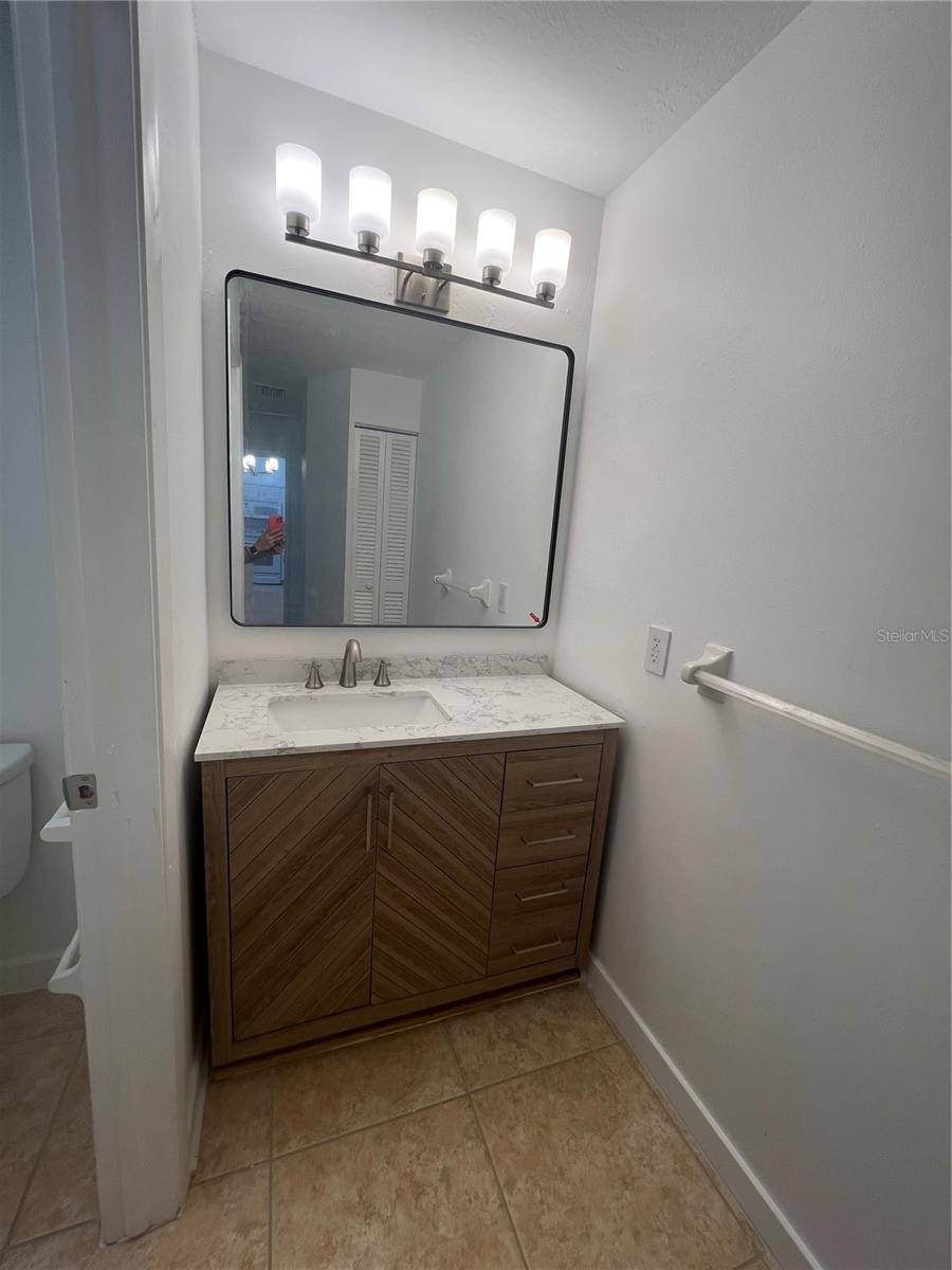 Image 16 of 29 For 22472 Tennyson Avenue