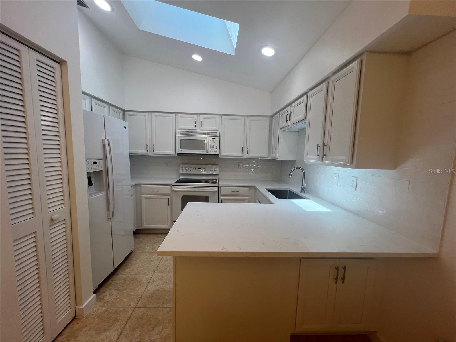 Image 5 of 29 For 22472 Tennyson Avenue