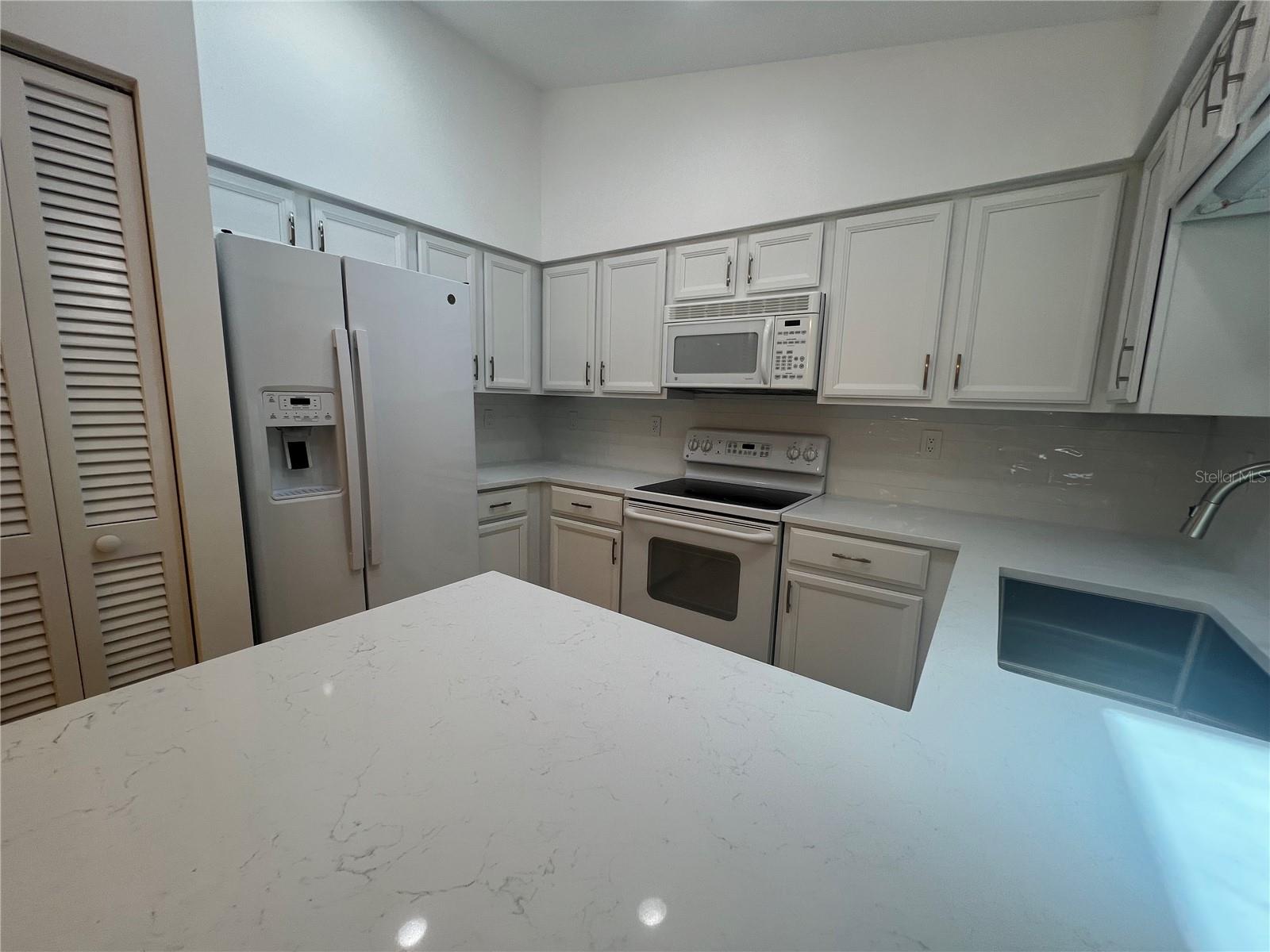 Image 6 of 29 For 22472 Tennyson Avenue