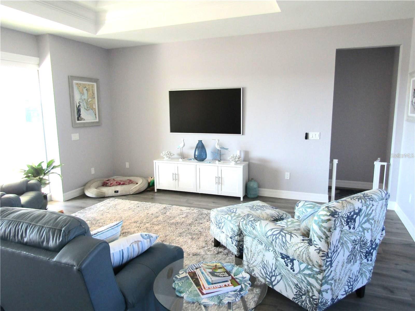 Image 4 of 17 For 2064 Little Pine Circle