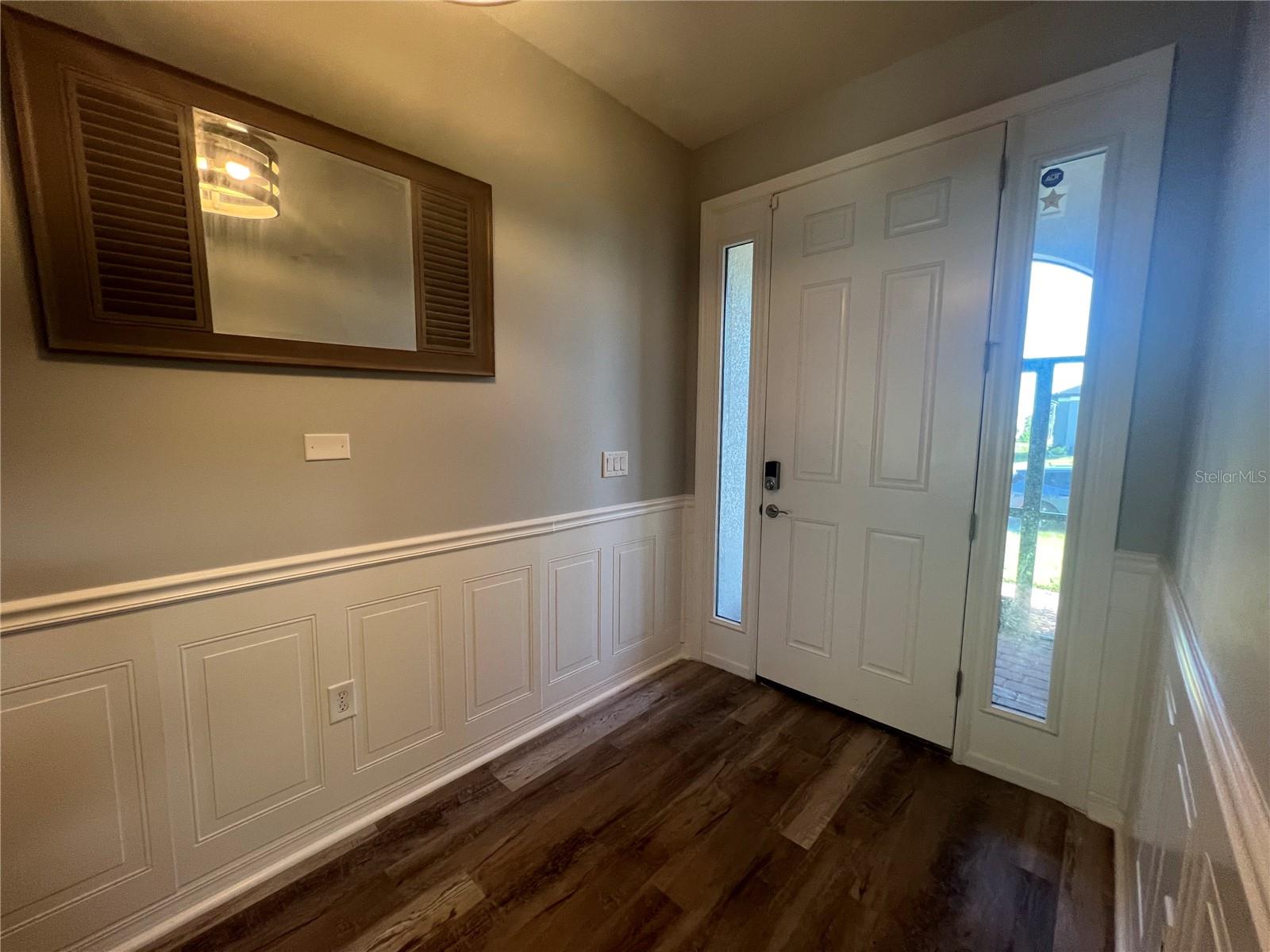 Image 15 of 38 For 10487 Atenia Street