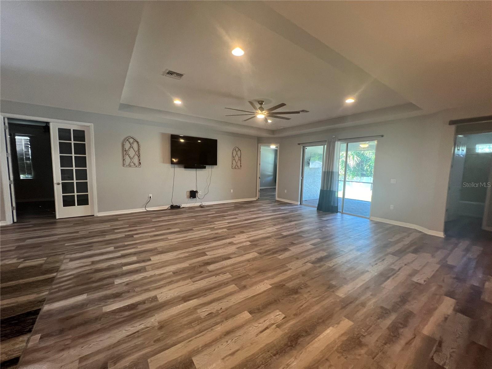 Image 3 of 38 For 10487 Atenia Street