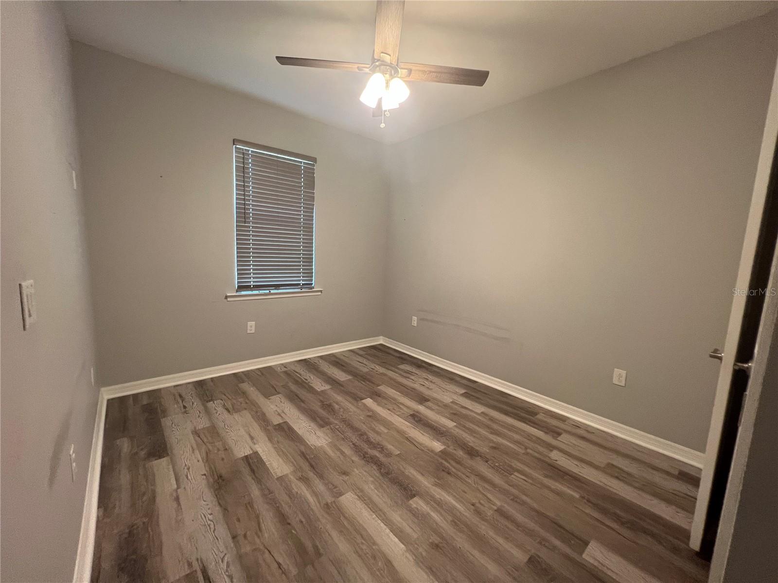 Image 31 of 38 For 10487 Atenia Street