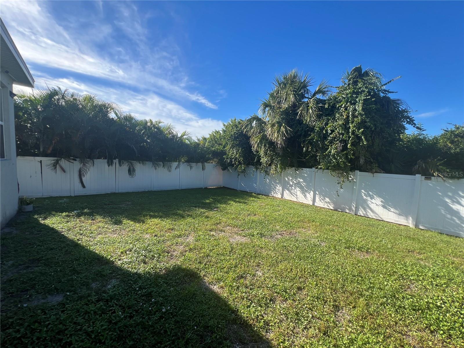 Image 37 of 38 For 10487 Atenia Street