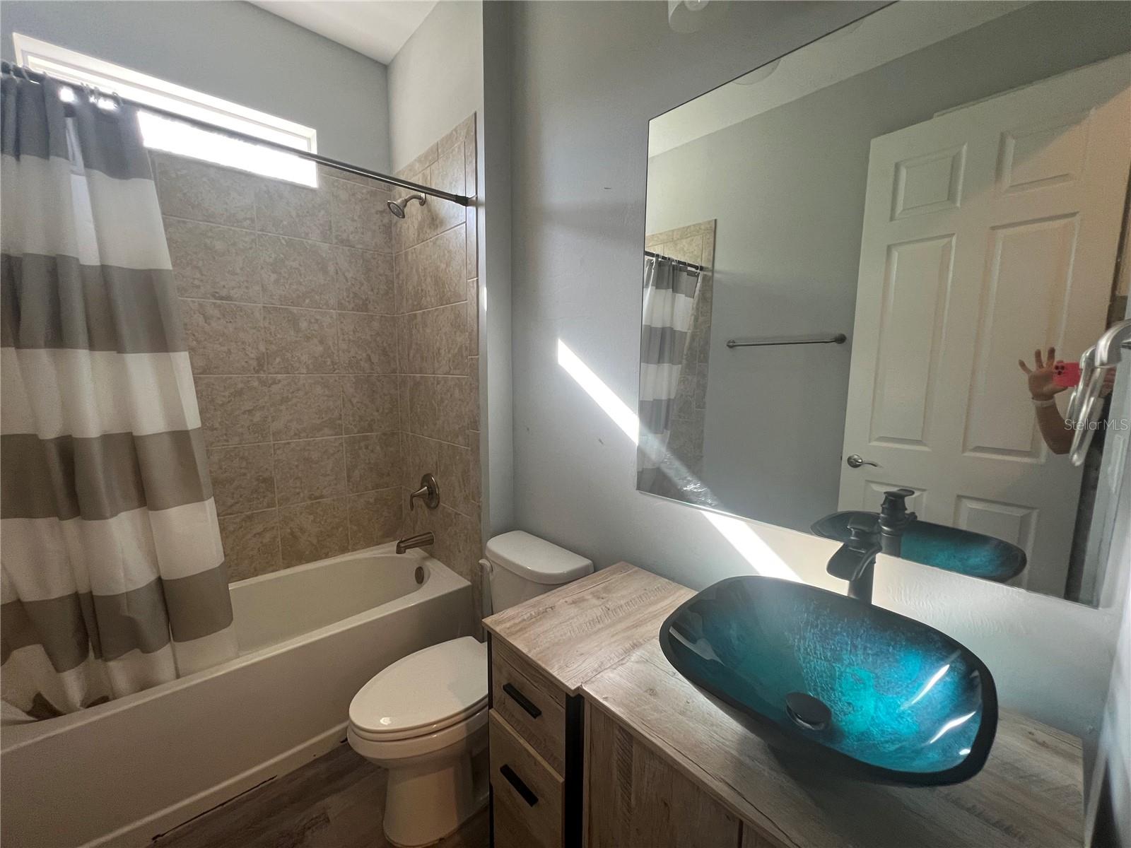 Image 8 of 38 For 10487 Atenia Street