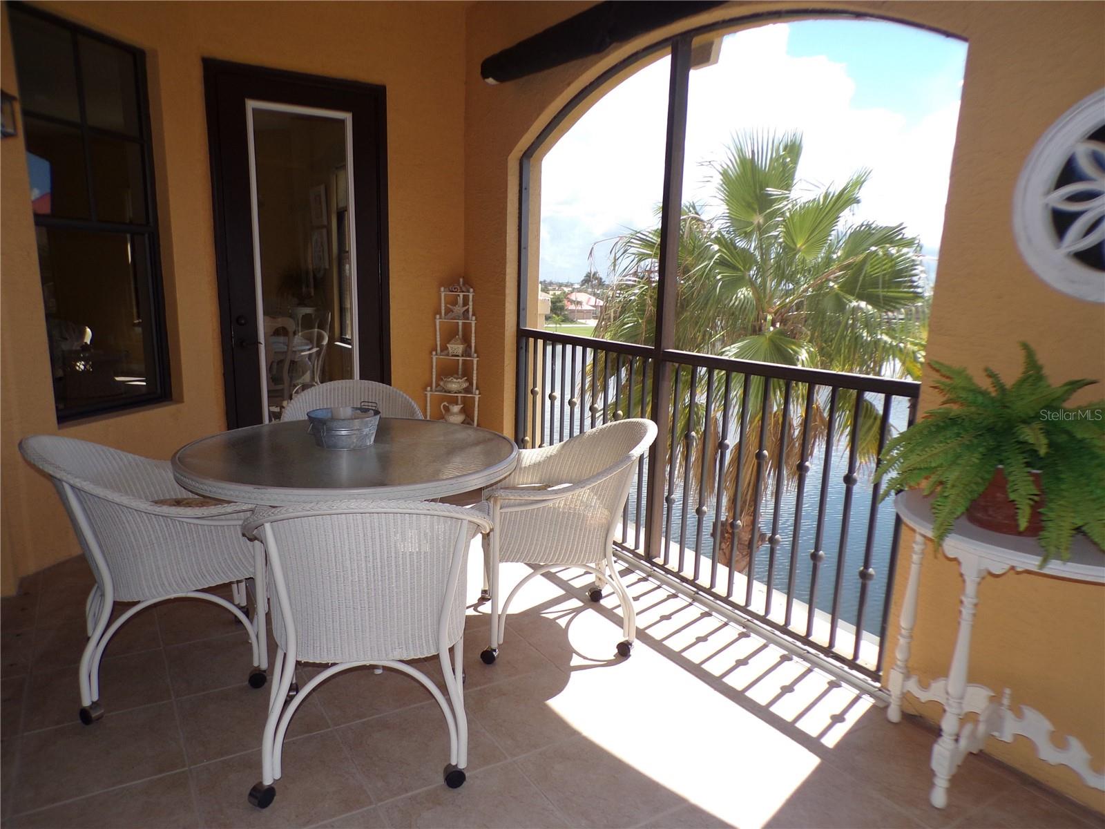 Image 17 of 65 For 96 Vivante Boulevard 9647