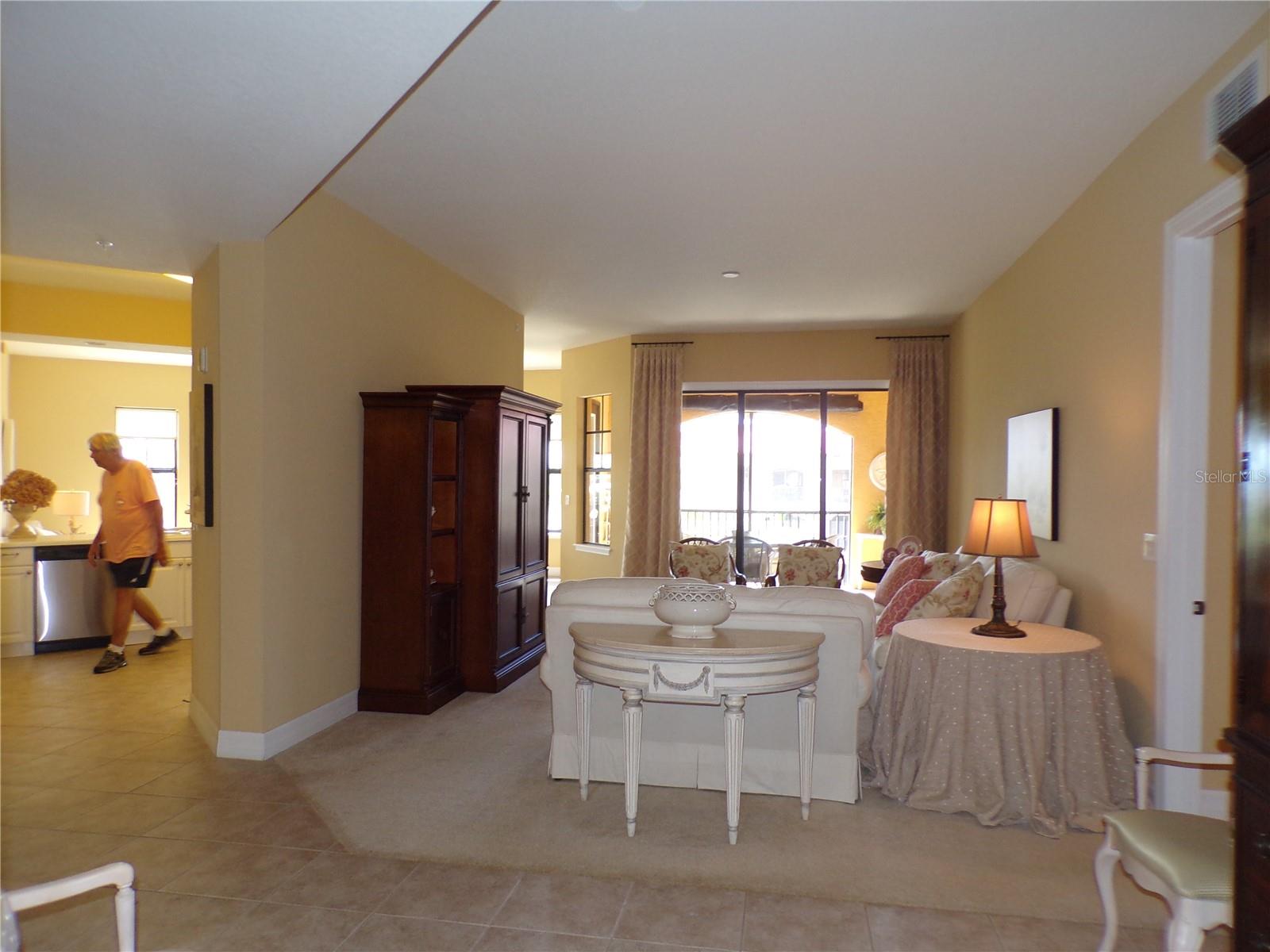 Image 2 of 65 For 96 Vivante Boulevard 9647