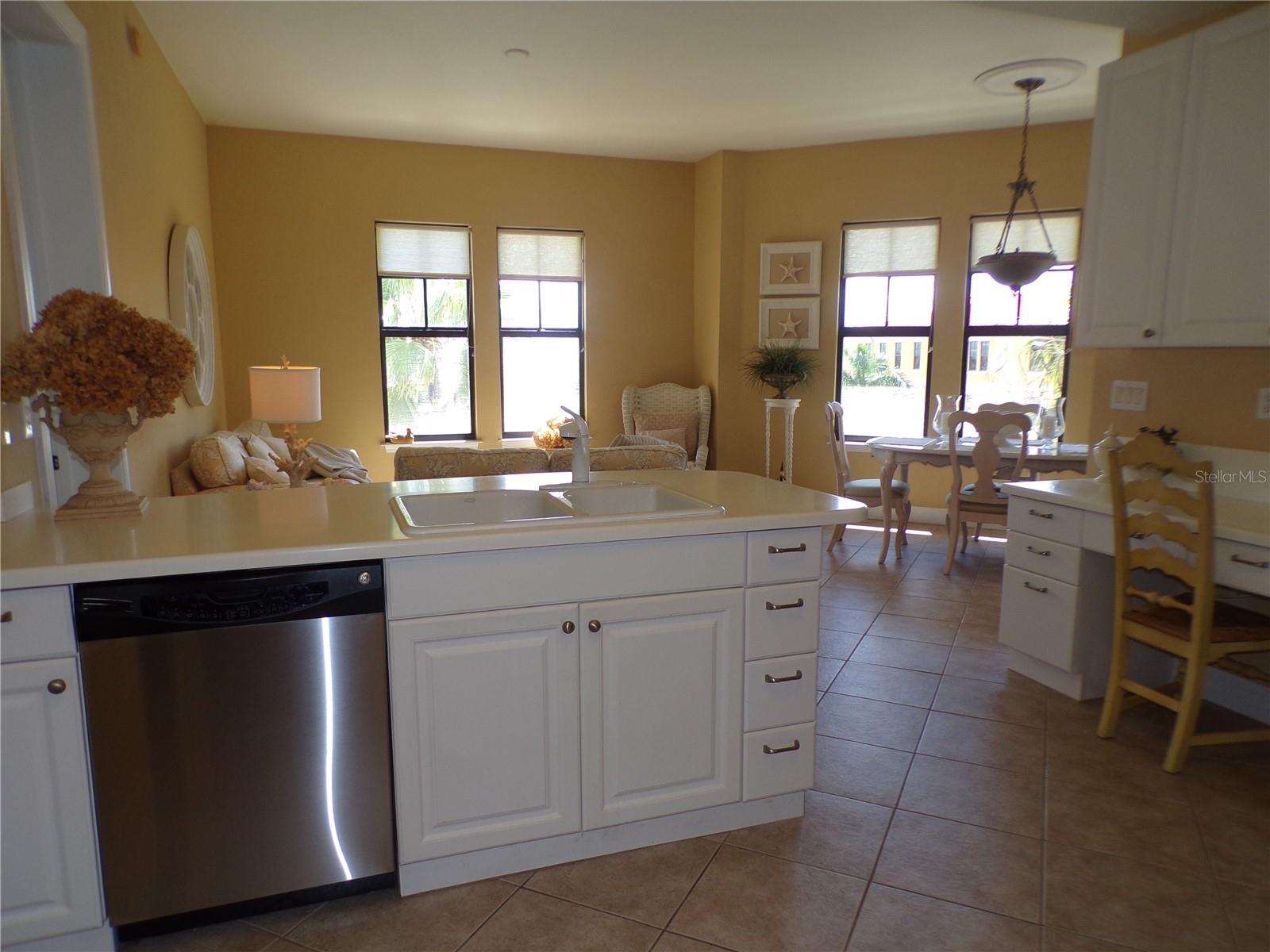 Image 26 of 65 For 96 Vivante Boulevard 9647