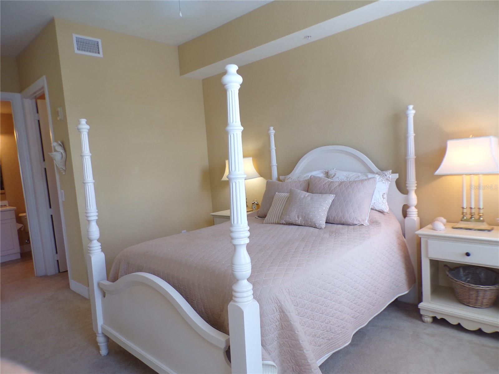 Image 31 of 65 For 96 Vivante Boulevard 9647
