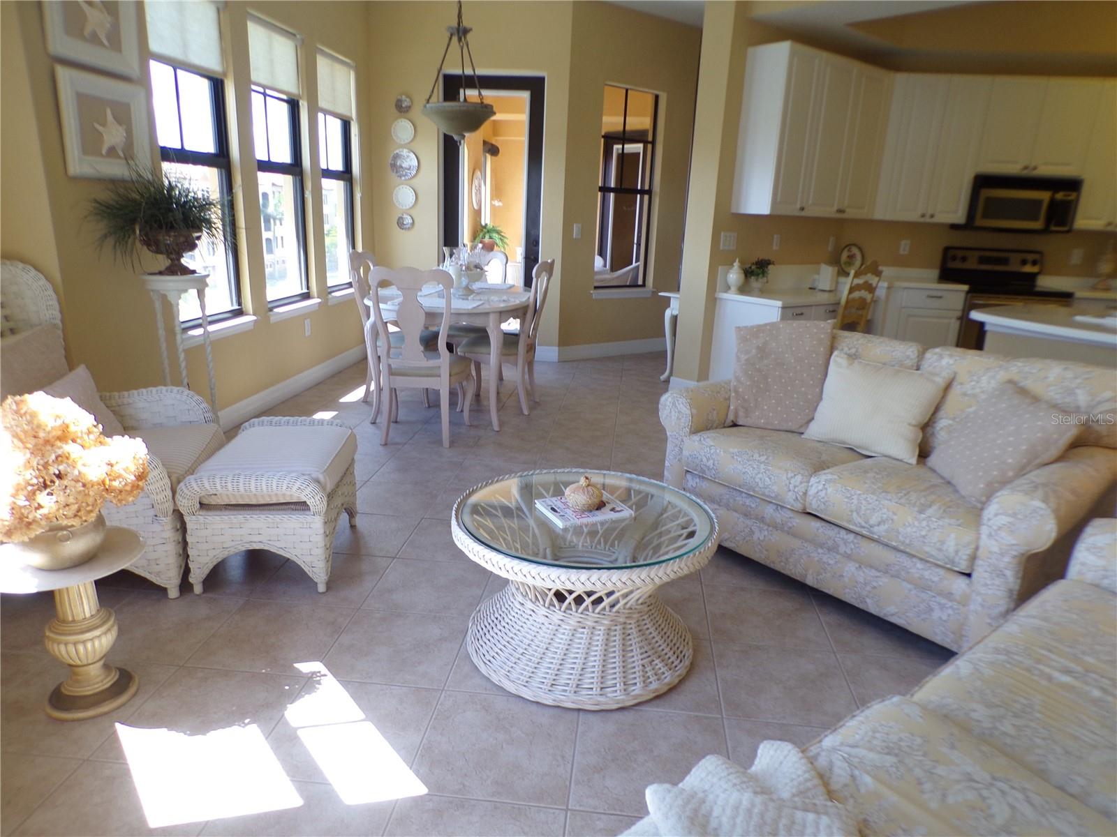 Image 37 of 65 For 96 Vivante Boulevard 9647