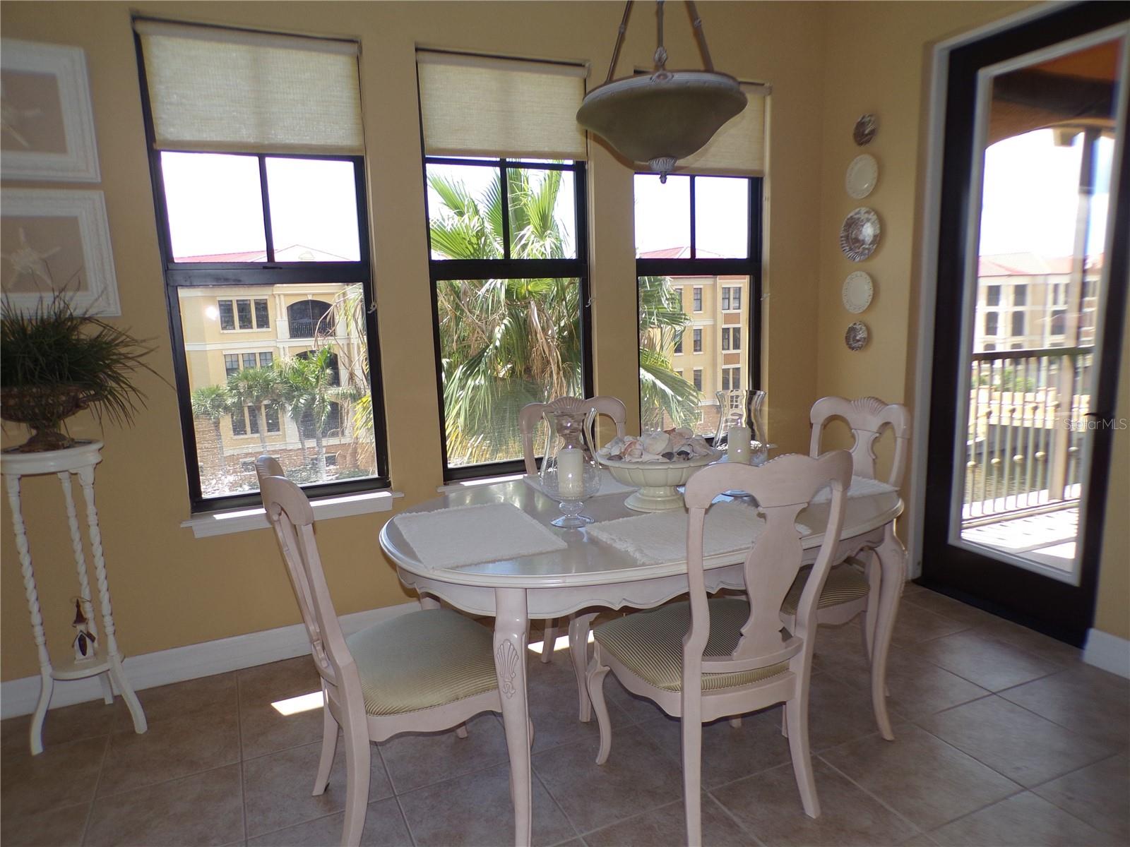 Image 39 of 65 For 96 Vivante Boulevard 9647