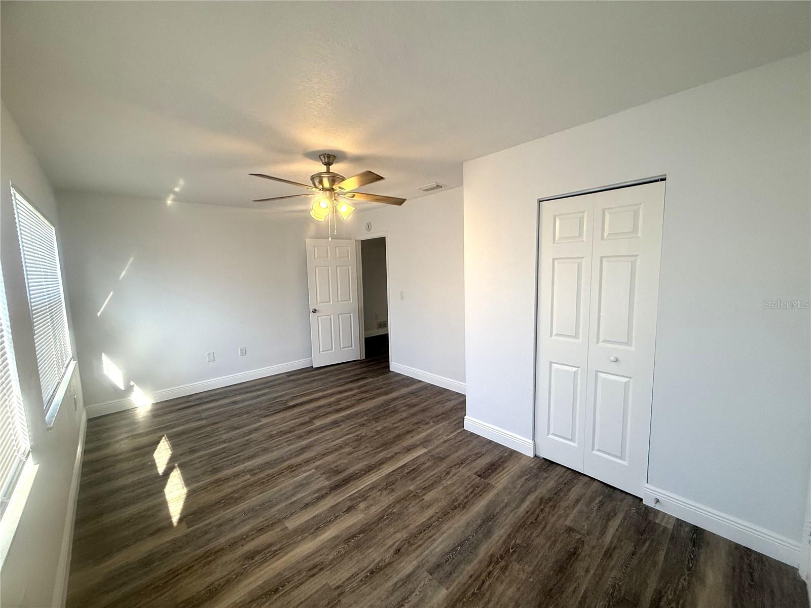 Image 18 of 29 For 549 Lakemont Avenue Nw