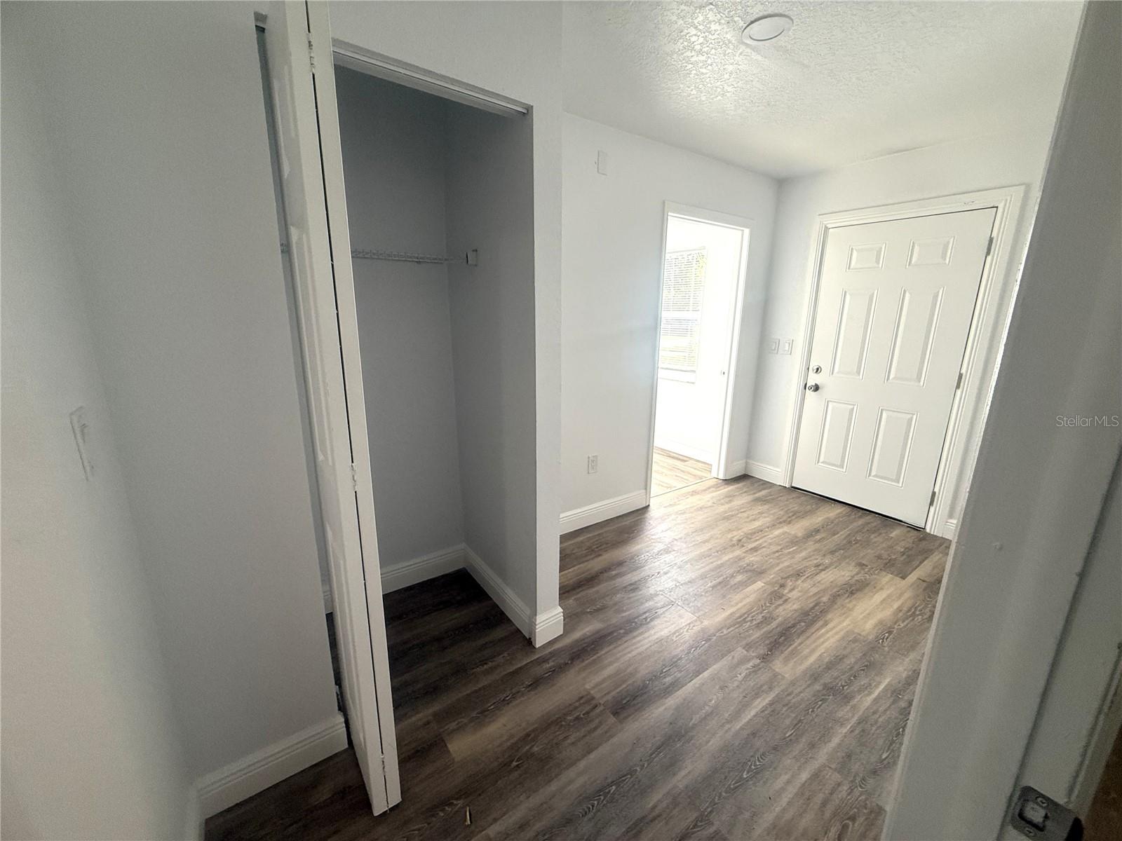 Image 19 of 29 For 549 Lakemont Avenue Nw