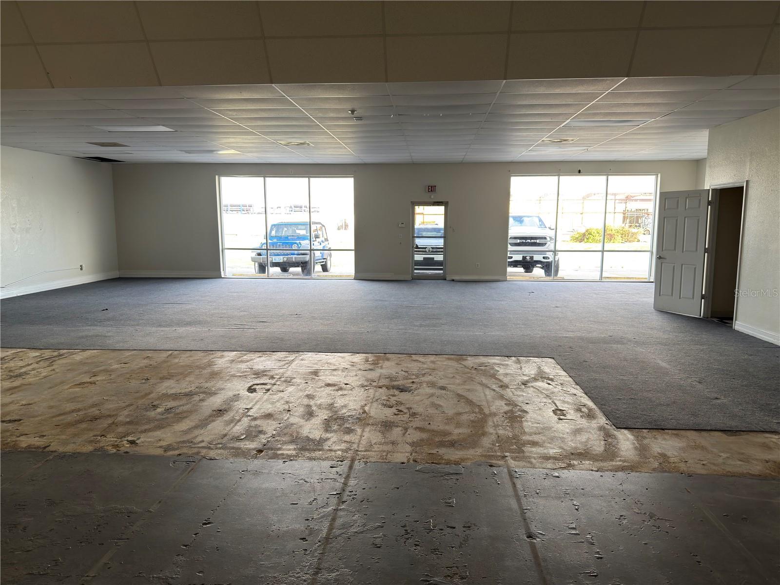 Image 3 of 5 For 1109 Tamiami Trail 4